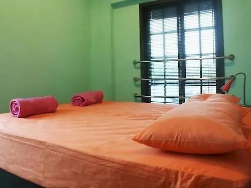 Hostel Travel Hub Guesthouse Kuala Lumpur Malaysia