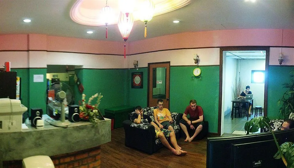 Travel Hub Guesthouse Kuala Lumpur